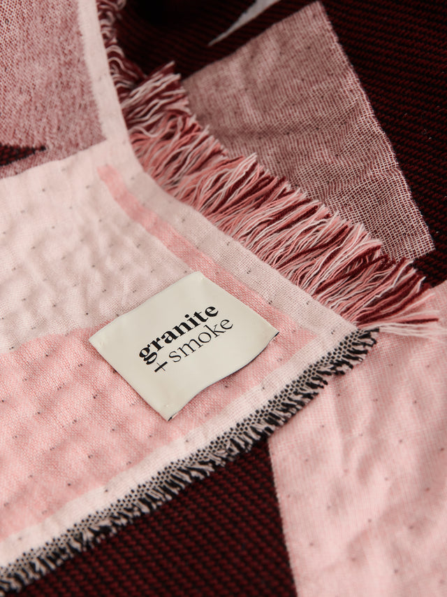 Grid _ pink + maroon